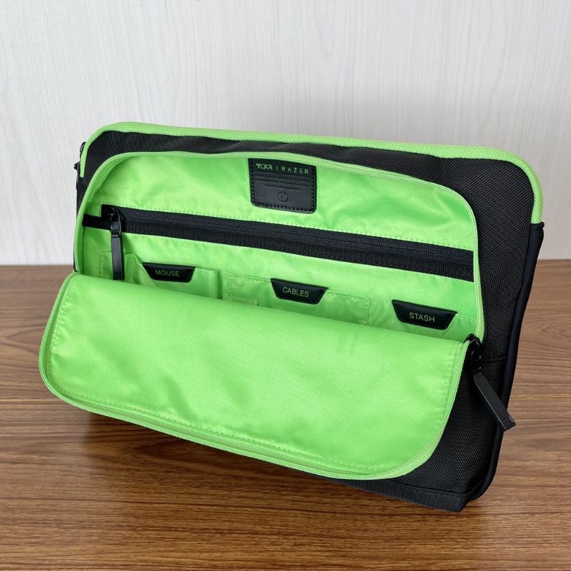 TUMI セール Razer 15