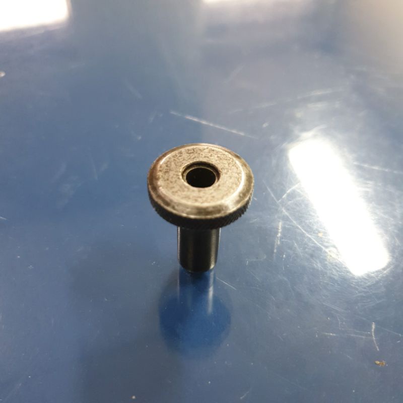 Breech plug tempat  dudukan mesiu Ramset Putih Omark