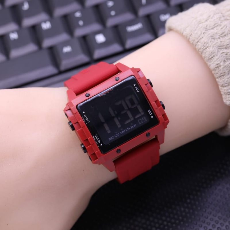 (Cod)Jam Tangan Unisex FS/DvDigital Anti Air Sergi Strap Rubber/Karet(Dikirim Jakarta)