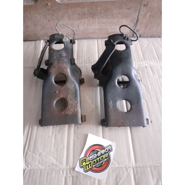 Pangkon mesin Tiger revo original copotan motor