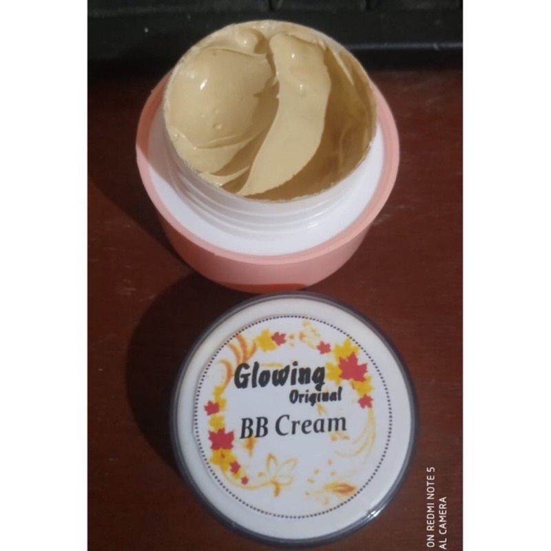 BB CREAM GLOWING