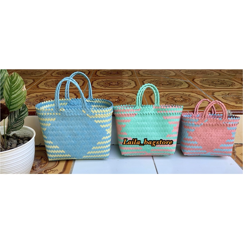 READY STOCK ~ Tas Anyaman Plastik LURIK KeCIL SEDANG JUMBO TERMURAH Untuk Hampers Lebarab parcel Berkat Tahlilan Sembako Hantaran Muat Kotak Nasi