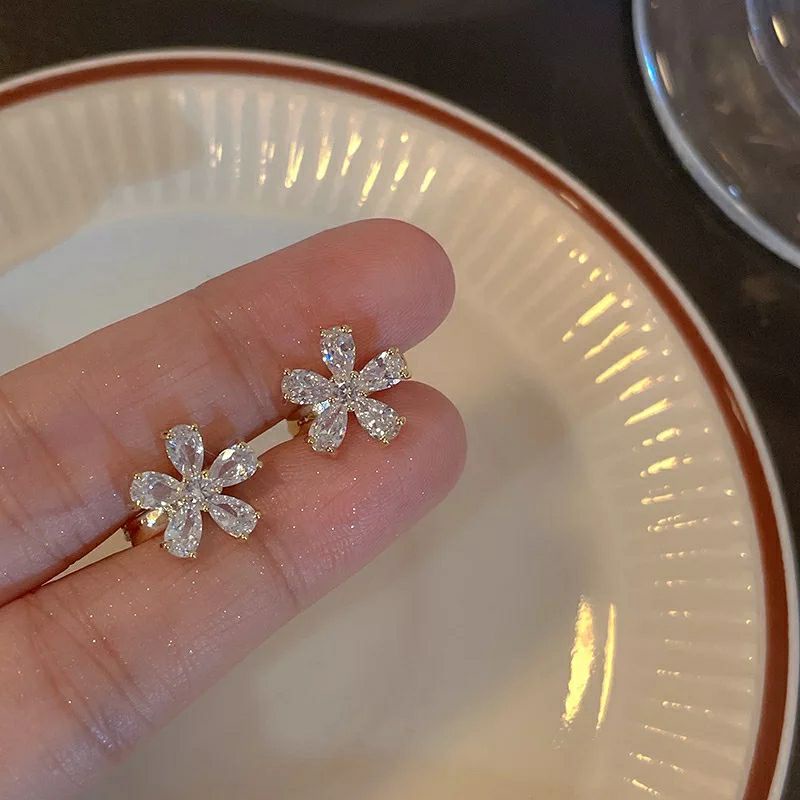 Anting Wanita Bunga Kristal/Anting Korea Anting Tusuk