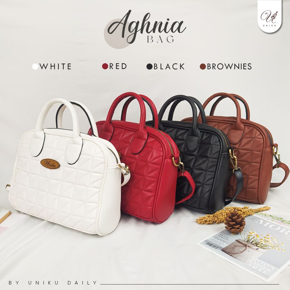 Tas Uniku   by Aghnia
