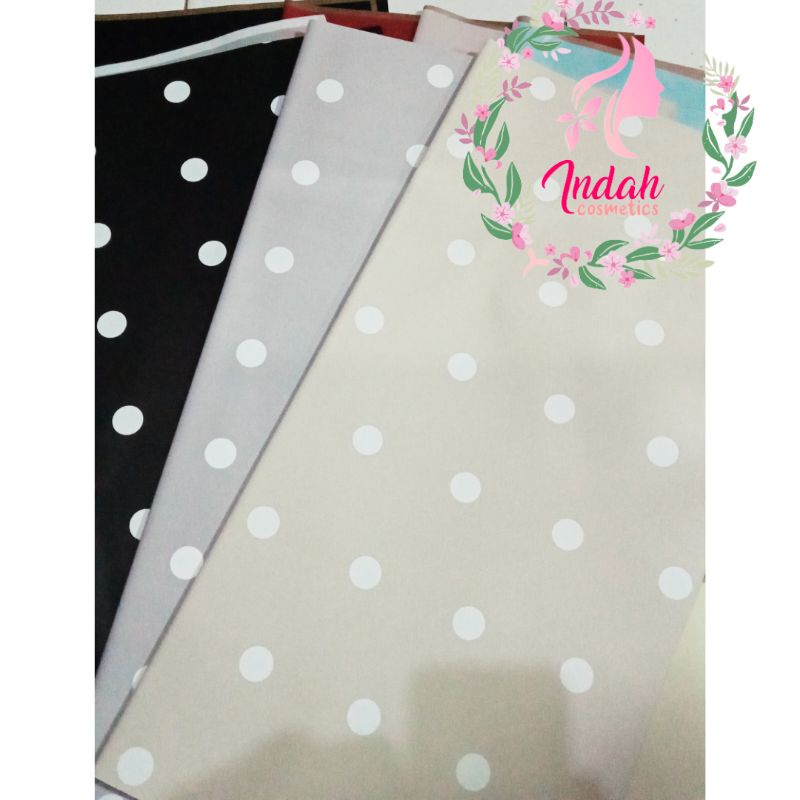 

Kertas Bunga Polkadot