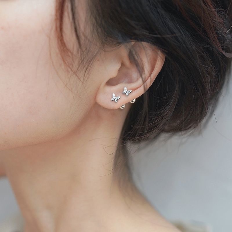 Anting Tusuk Model Pita Hollow Gaya Korea Untuk Wanita