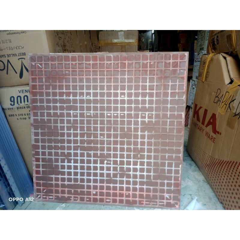 Granit Merah Maron 60x60 - kotak