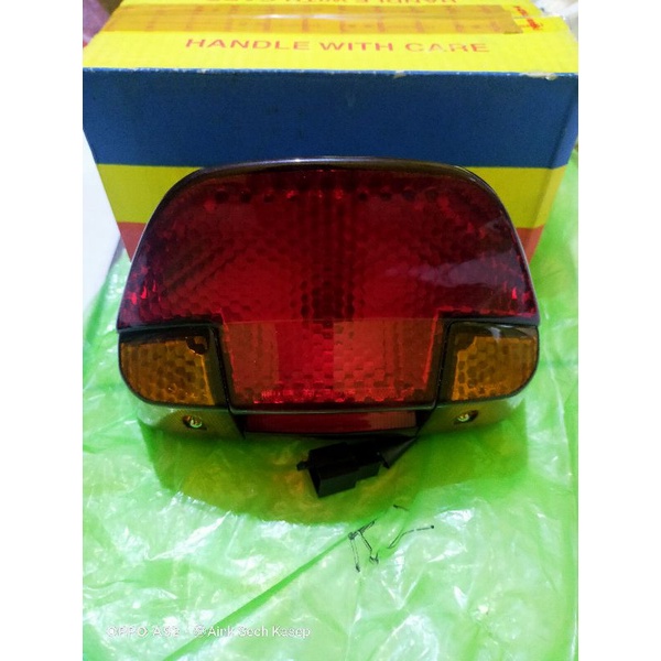 stoplamp lampu belakang kaze r