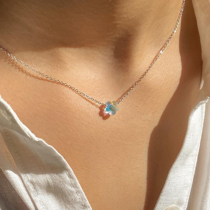 Kalung Desain Bunga Water Drop Bentuk Kotak Bahan Zircon