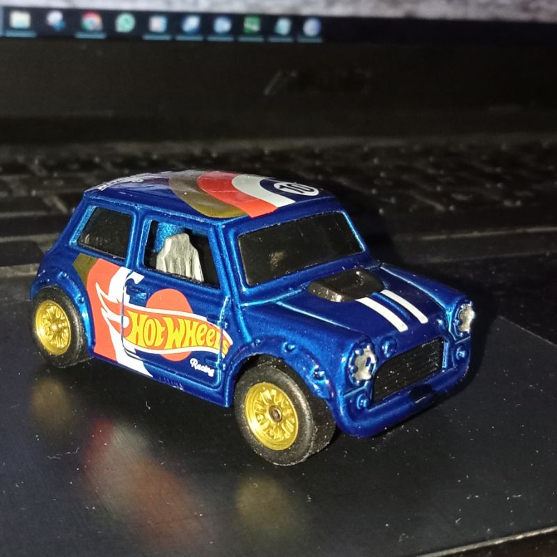 Custom Morris Mini Golden Rubber Tires Blue Race Team Ban Karet Gold Emas Mr Bean Cooper Mattel Hw H
