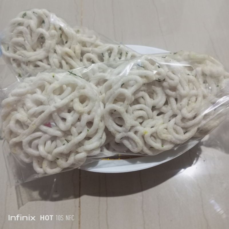 

Kerupuk ocar acir bawang aci