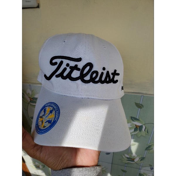 topi second Titleist