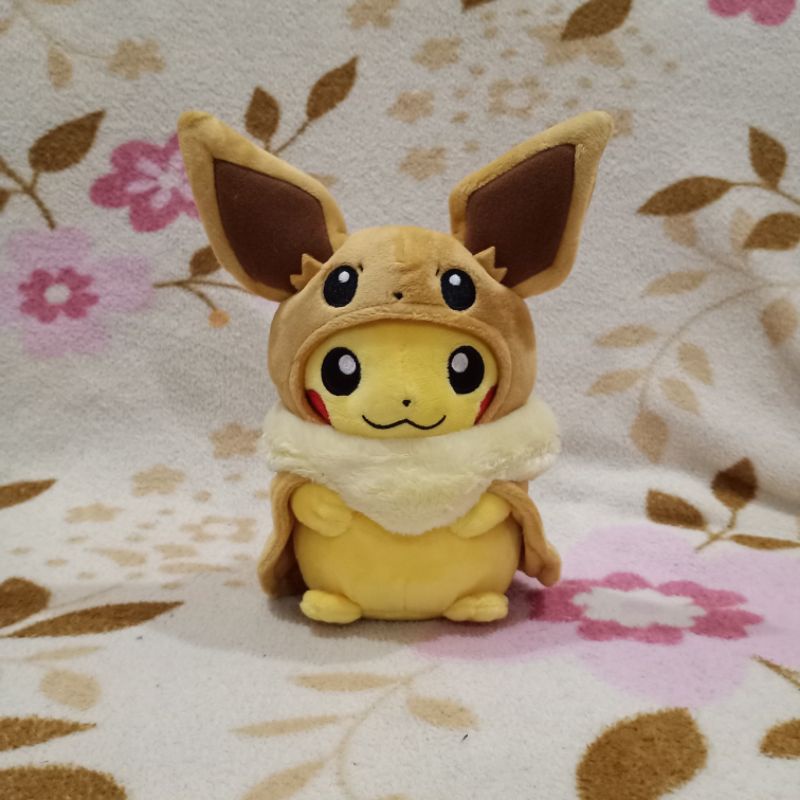 POKEMON PIKACHU PONCHO EEVEE PLUSH