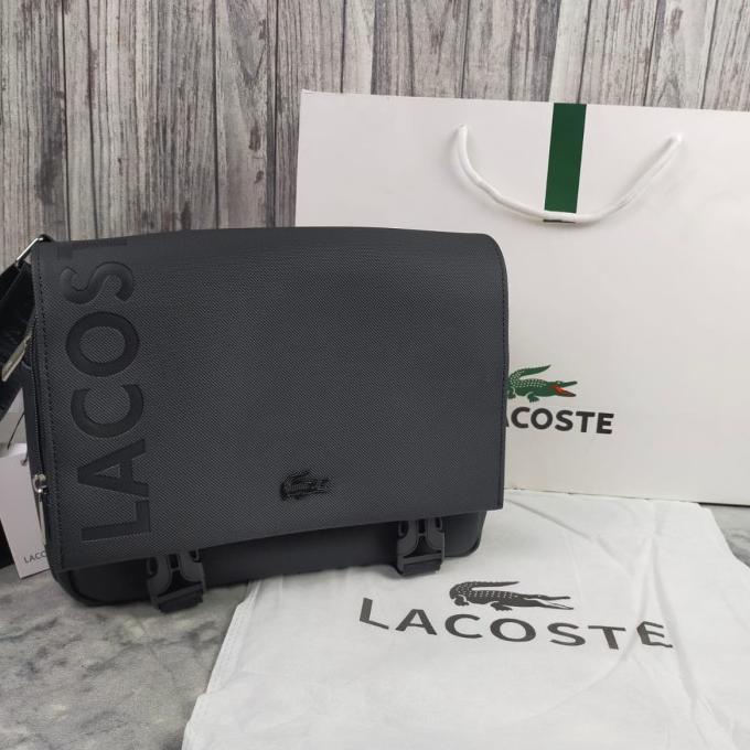 TAS SELEMPANG MESSENGER BAG PRIA BLACK LACOSTE MI'OR