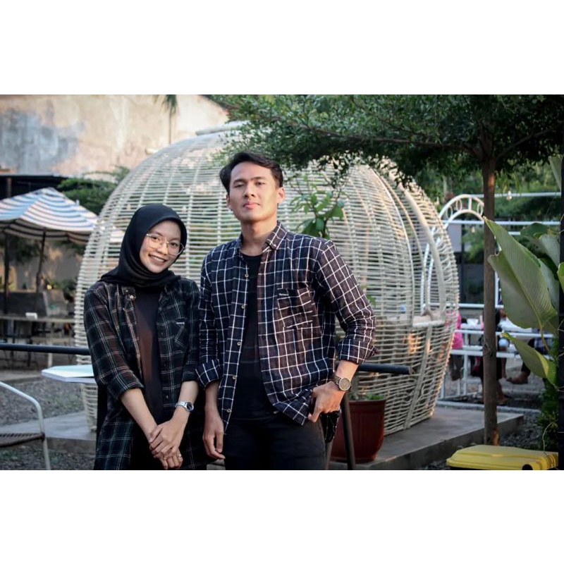 Kemeja Flanel Wanita Premium Terlaris Lengan Panjang Kemeja Wanita Motif Kotak kotak Unisex Casual Kameja Flannel Korea Kekinian Baju Couple Cowok Cewek Atasan Laki - laki Pakaian Distro Murah Grosir dan Ecer Exlusive Terhits 2022 Original