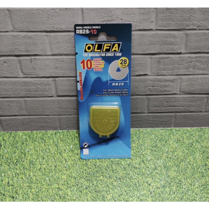 

Refill Cutter RB28-10 Spare Blade dia 28mm (10pcs per pack) Olfa Original