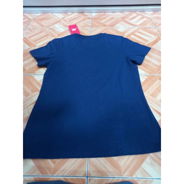 Kaos New Balance Logo Tshirt Women