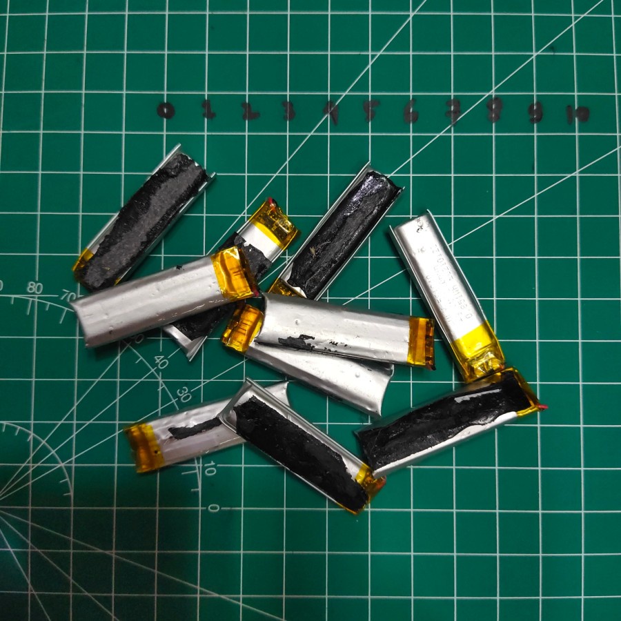 Baterai universal 551240 ukuran 12mm x 40mm BEKAS/SECOND MANTUL