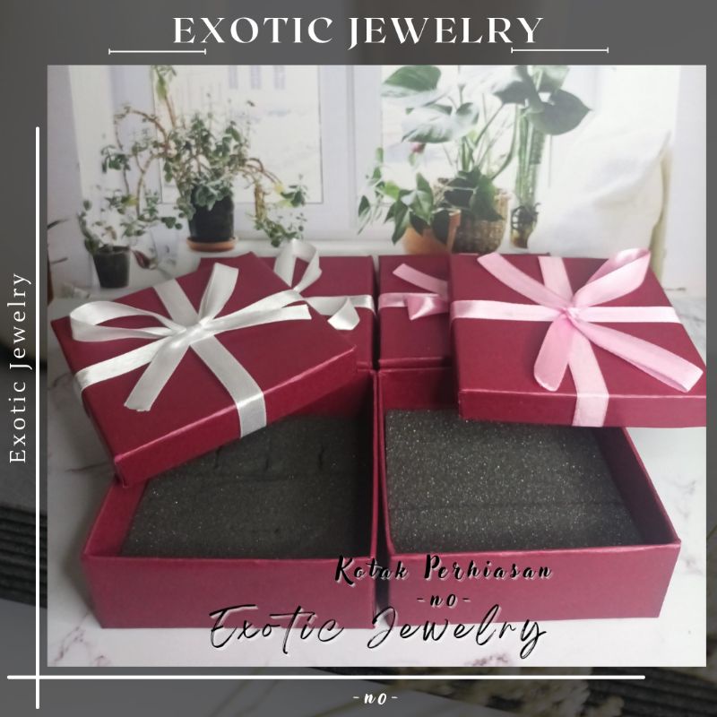 

KOTAK PERHIASAN UNTUK HADIAH HOMEMADE (10X10X5)