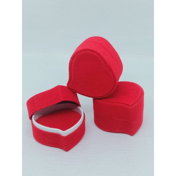 kotak perhiasan/kotak cincin bentuk love polos/kotak perhiasan bahan berudu/kotak cincin model love 