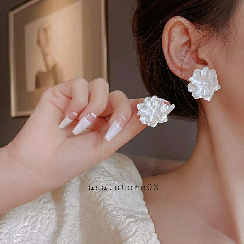 Anting Wanita Bunga GARDENIA Anting Tusuk//Terbaru