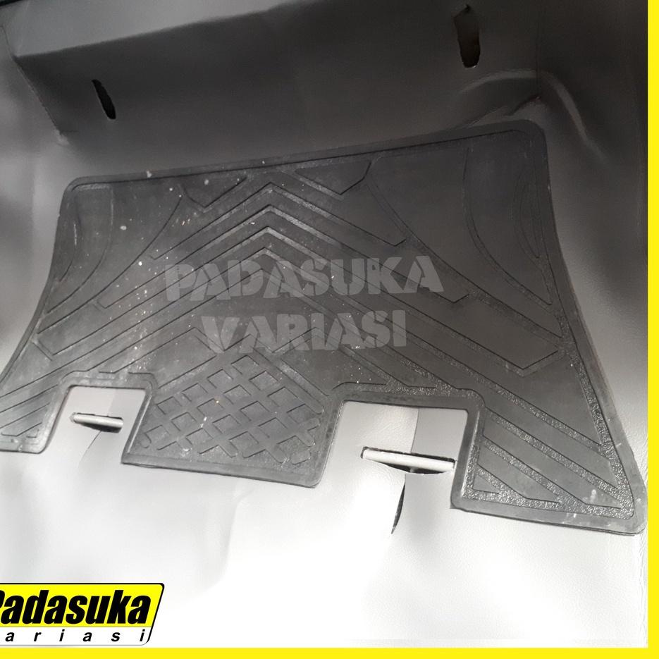 OMR.22Oc22d ◦ Karpet Karet Calya Karpet CalFull Set Karpet Calya Karet Karpet Calya Full Set 3 Baris