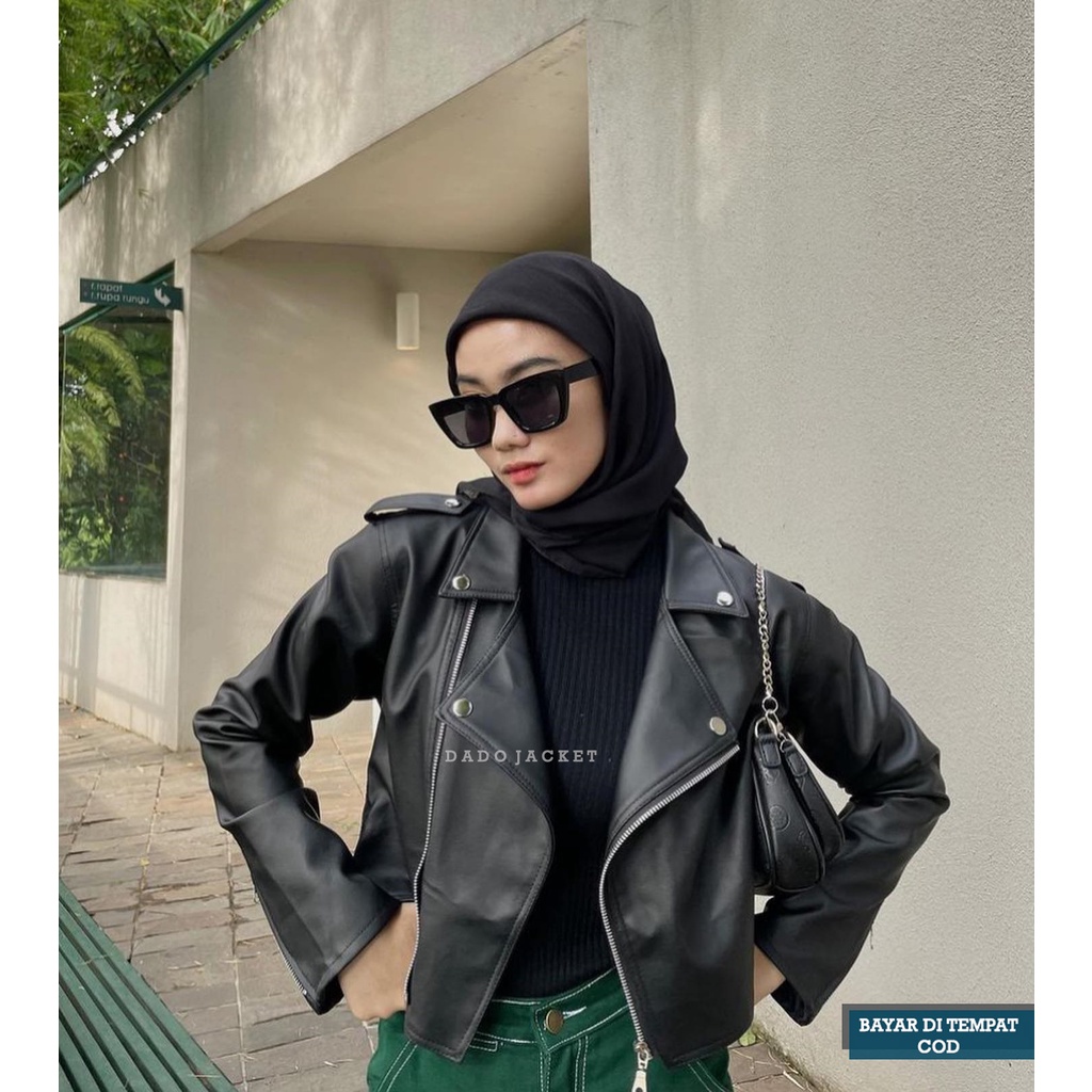 Jaket Semi Kulit Sintetis Viena Premium Crop Top Women Black Hitam Faux Synthetic Leather Jacket Ori