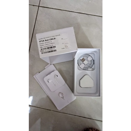 Accesorise Iphone XR Aksesoris Iphone XR 128 Dusbook Charger Iphone XR  Handsfree Iphone XR