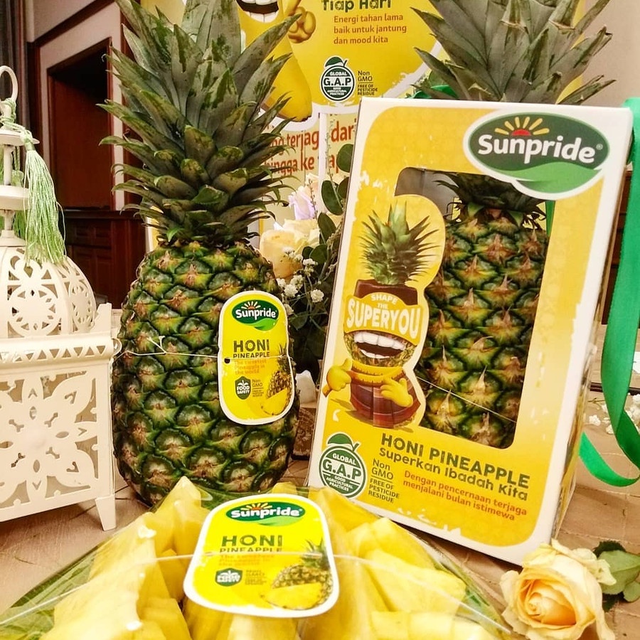 Buah Nanas Honi Sunpride Mahkota CROWN Pineapple Sunpride 1 pcs PROMO MANIS SADIS