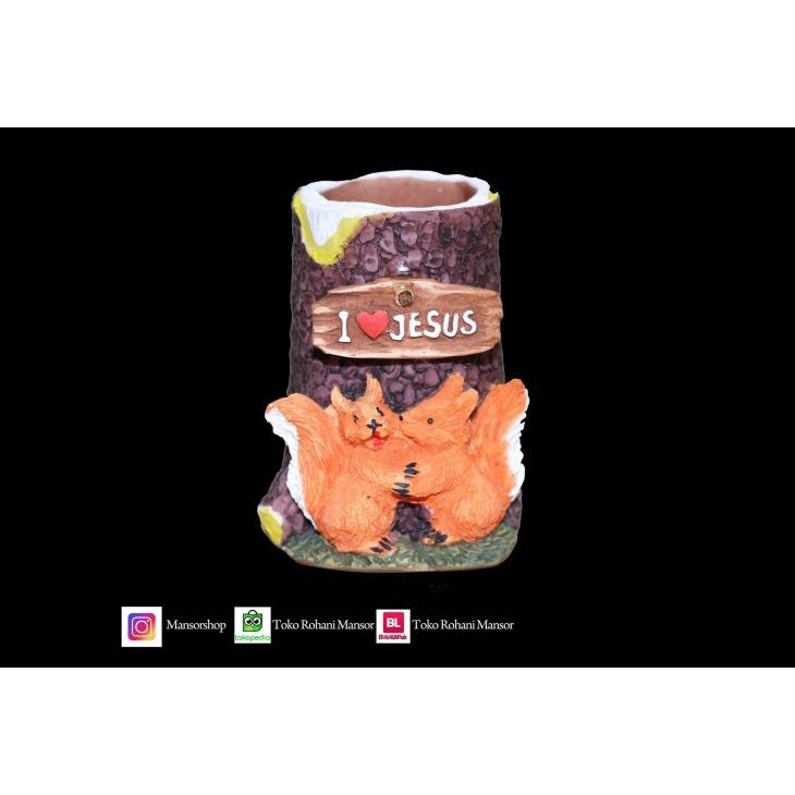 

Cenderamata Kristen - Hiasan Dinding -Tempat Pensil Jesus Love You Kode 1238