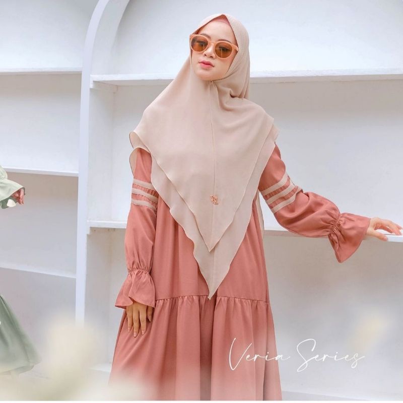 Preloved TRZ.Her Gamis Veria Set Series Size SM