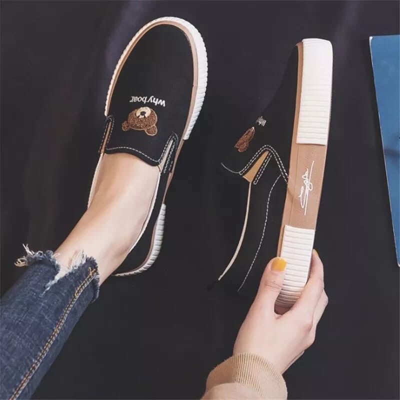 SEPATU SLIP ON WANITA KANVAS WHY BEAR BR 04