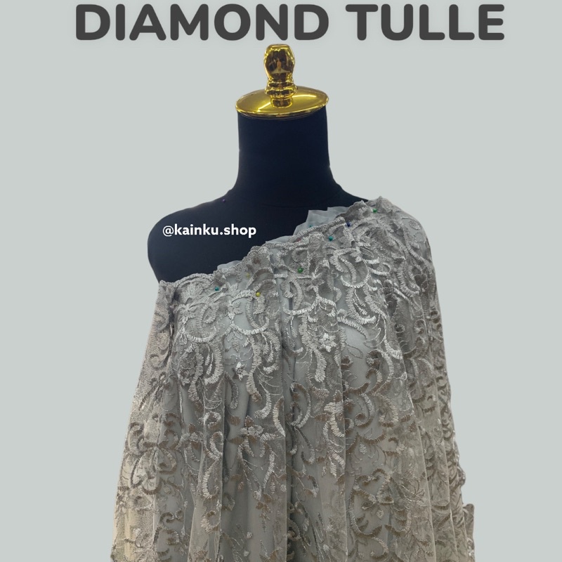 Kain Tile Silver Abu Abu