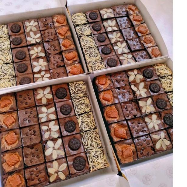 

10.10 Brand Big Size - Mini Cut Signature Fudgy Brownies/Brownies Sekat 