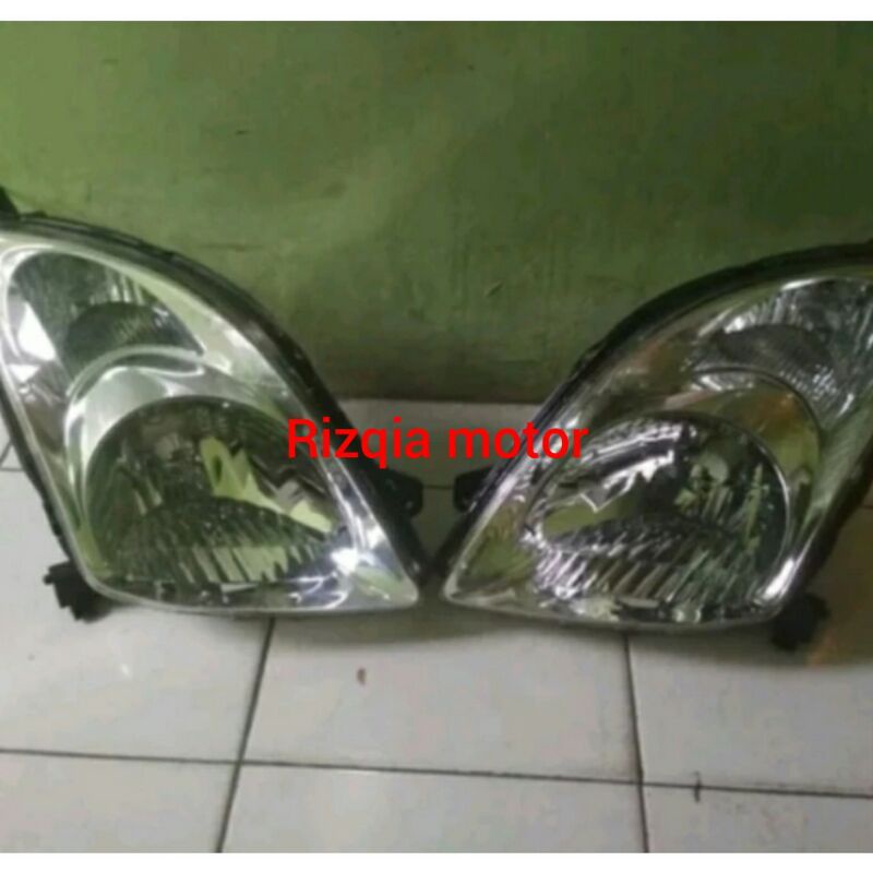 headlamp lampu depan suzuki swift lama