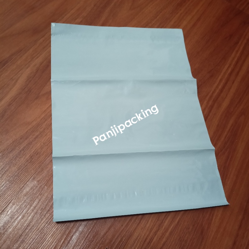 

Polymailer Putih 20x30 isi 100 Kantong Plastik Polimer Glossy Olshop Premium