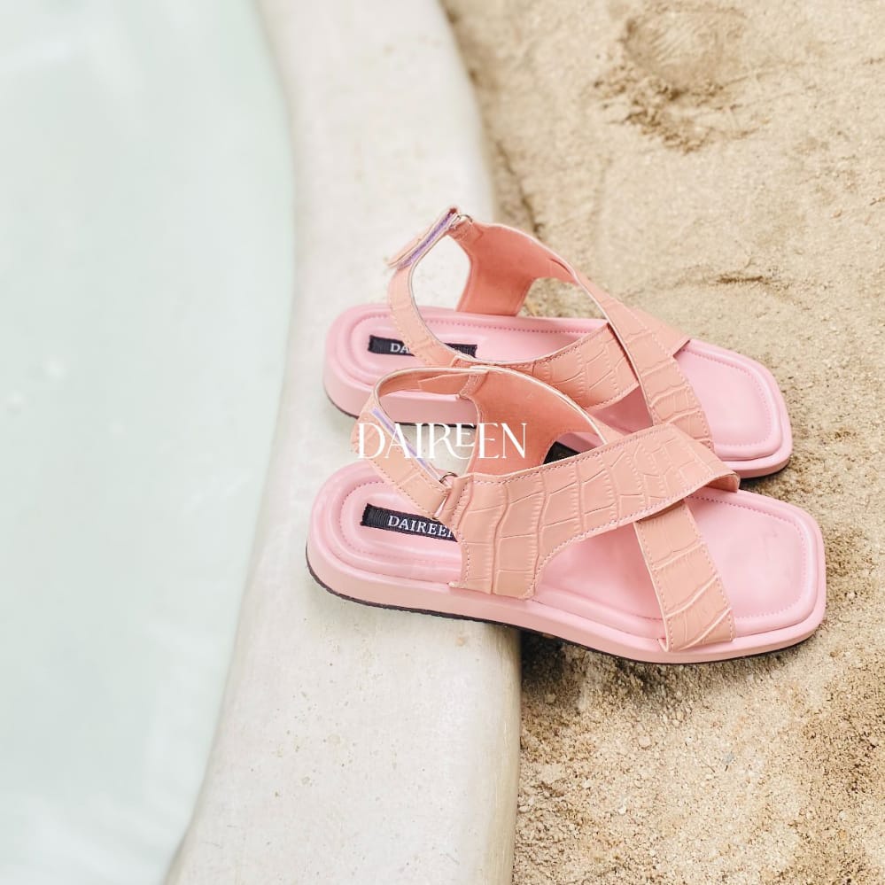 DAIREEN sandal wanita Olivia Platform premium best seller model terbaru 2022 warna pink green cream black and white ukuran 37-40
