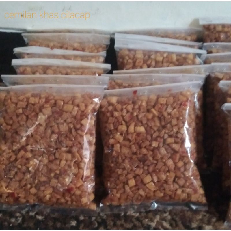 

PLOKDES SINGKONG PEDAS MANIS DAN GURIH