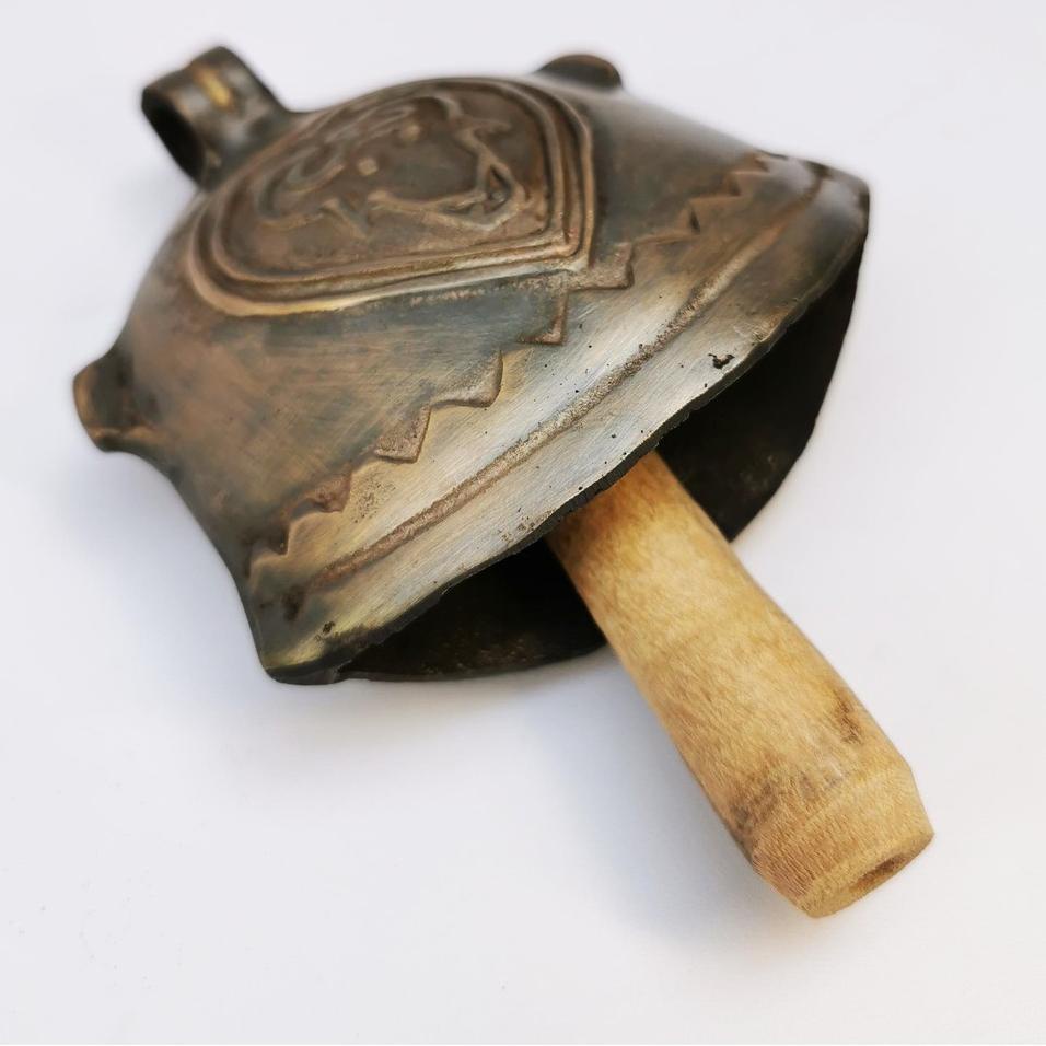 Serbu Hadiah Bandul Kalung Sapi Klontongan Klontong Lembu ukuran no 3 (9cm) Kuningan finishing Lawas