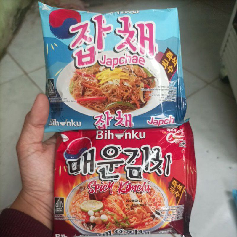 Bihunku Instan Korea Spicy Kimchi/Japcha 55g
