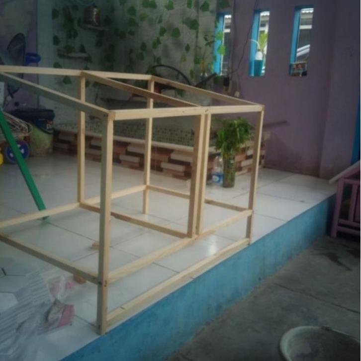 Action Now--Reng Kayu Lis Ukuran 2x2 Cm Panjang 100 Cm Isi 8 Batang List Kayu Pinus Jati Belanda Ser