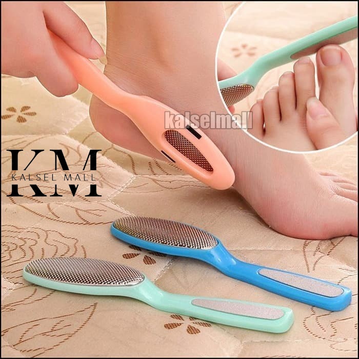 Alat Gosok Kaki Penghalus Tumit Amplas Kulit Kaki Pecah / Alat Pedicure Sikat Penyikat Penggosok Kikir Kaki / Foot Brush 2 Sisi Penghalus Tumit Kaki &amp; Kikir Kuku Sikat Amplas Kaki Penghilang Kulit Mati Kapalan Rubbing Foot ACK33