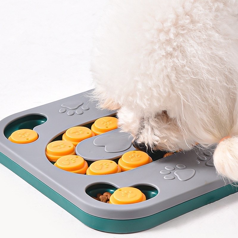 Hipipaw find treats puzzle toy