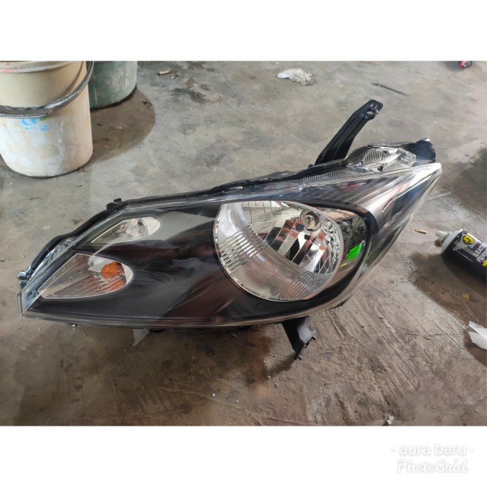 {BEKAS} Headlamp Honda freed 2010 Limited