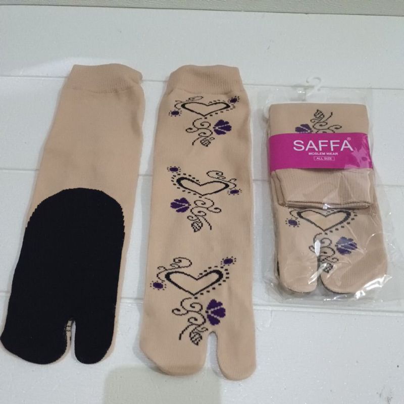 kaos kaki jari jempol kaki wanita motif bunga