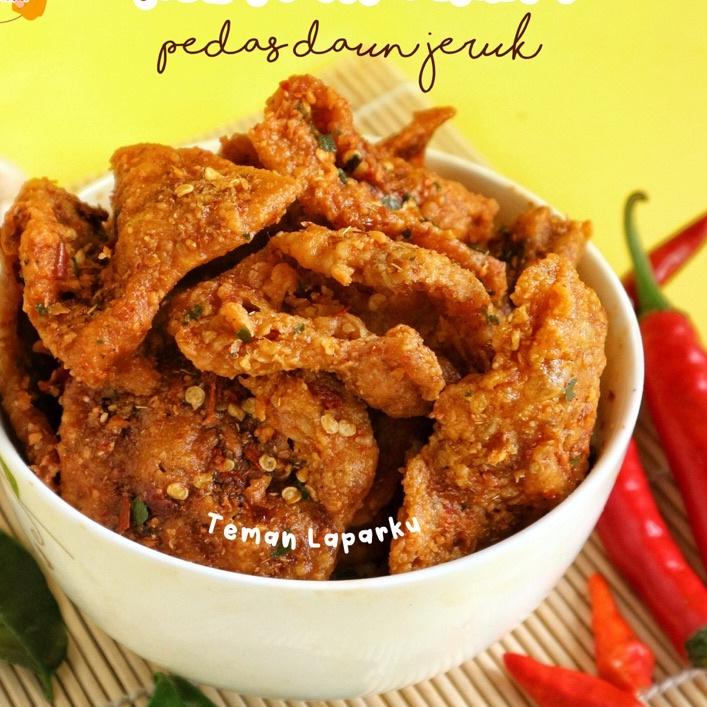 

㋿V KULIT CRISPY PEDAS DAUN JERUK CEMILAN PEDAS KULIT AYAM CRISPY TERMURAH TERLARIS NEW 2398 ღ