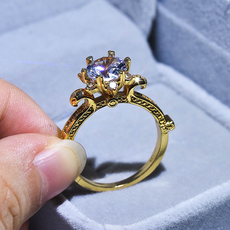 Goldkingdom Perhiasan Fashion Emas Asli Kadar 375 Bangkok Aksesoris Ready Stock Mosson Berlian 2karat Mahkota Cincin Wanita Dengan Enam Lingkaran Klasik Satu Bunga Berlapis Emas Sterling Silver Ring