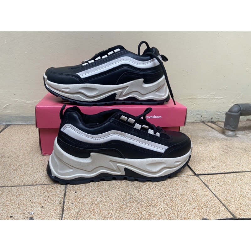 PVN Taecyeon Sepatu Sneakers Wanita Casual Sport