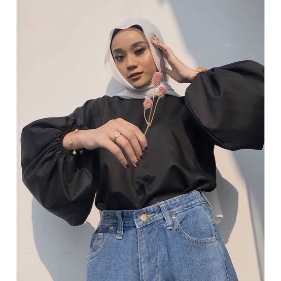 ATASAN LUNA BLUS TANGAN BALON / ATASAN WANITA KEKINIAN / ATASAN WANITA TERBARU 2021 / ATASAN WANITA 