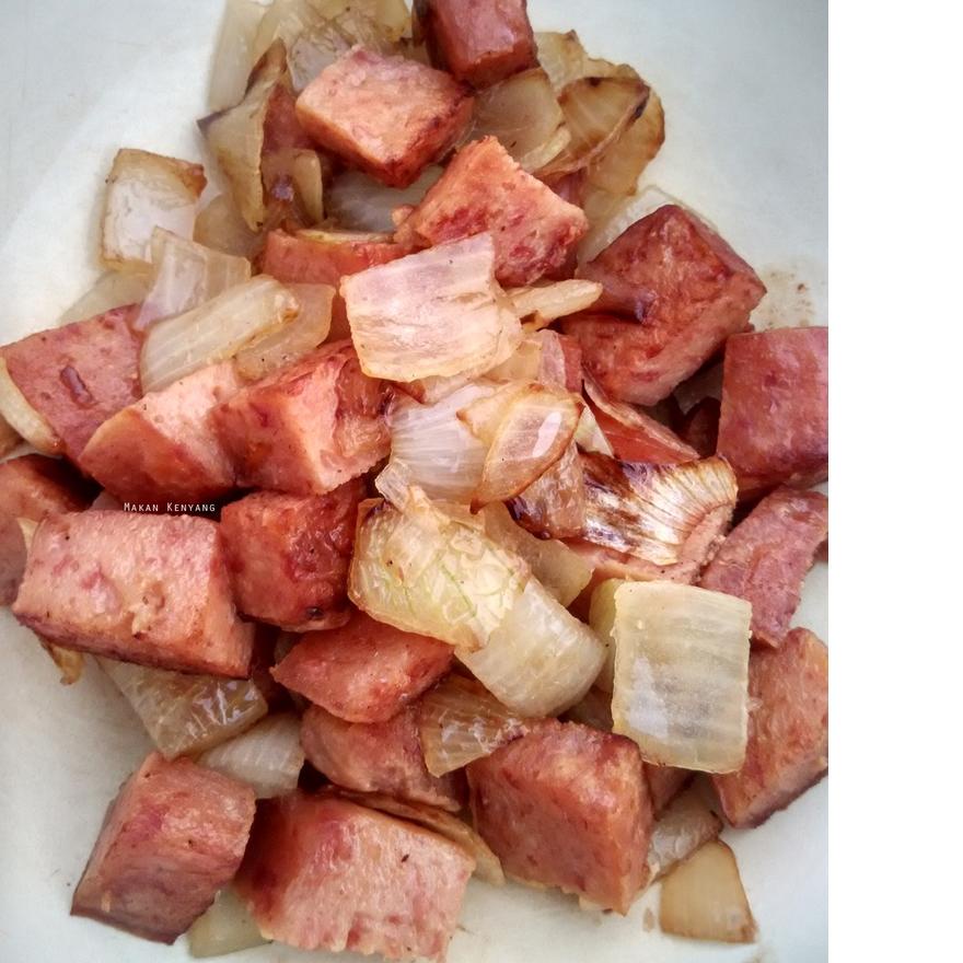 

10.10 Ma Ling Luncheon Pork TTS 170 gr Canned / Daging Ham Babi Maling buruan